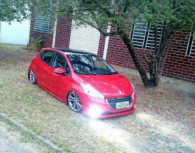 Peugeot 208 Rebaixado Aro 17"
