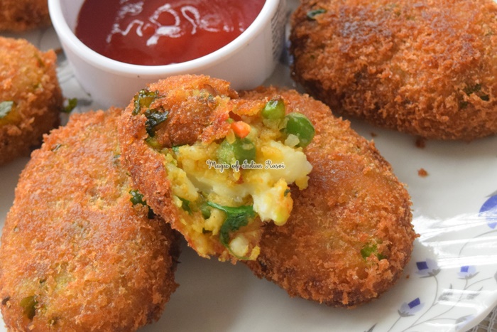 Cheesy Vegetable Cutlets - Easy Evening Snack Recipe - चीज़ी वेजिटेबल कटलेट्स - आसान नाश्ता रेसिपी - Priya R - Magic of Indian Rasoi