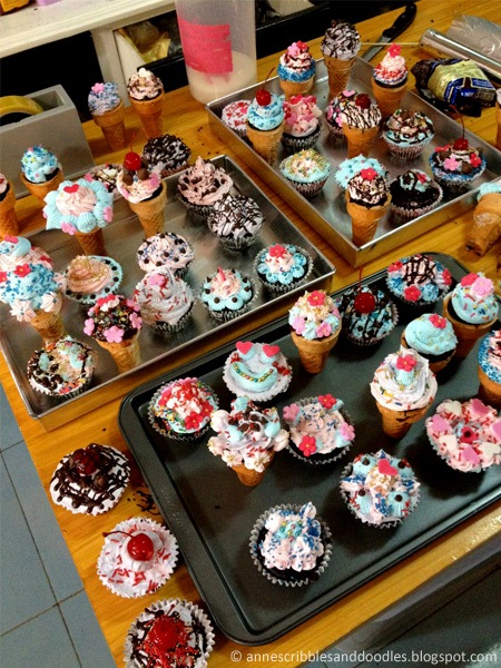 Cupcakes by Hmmm.Delish