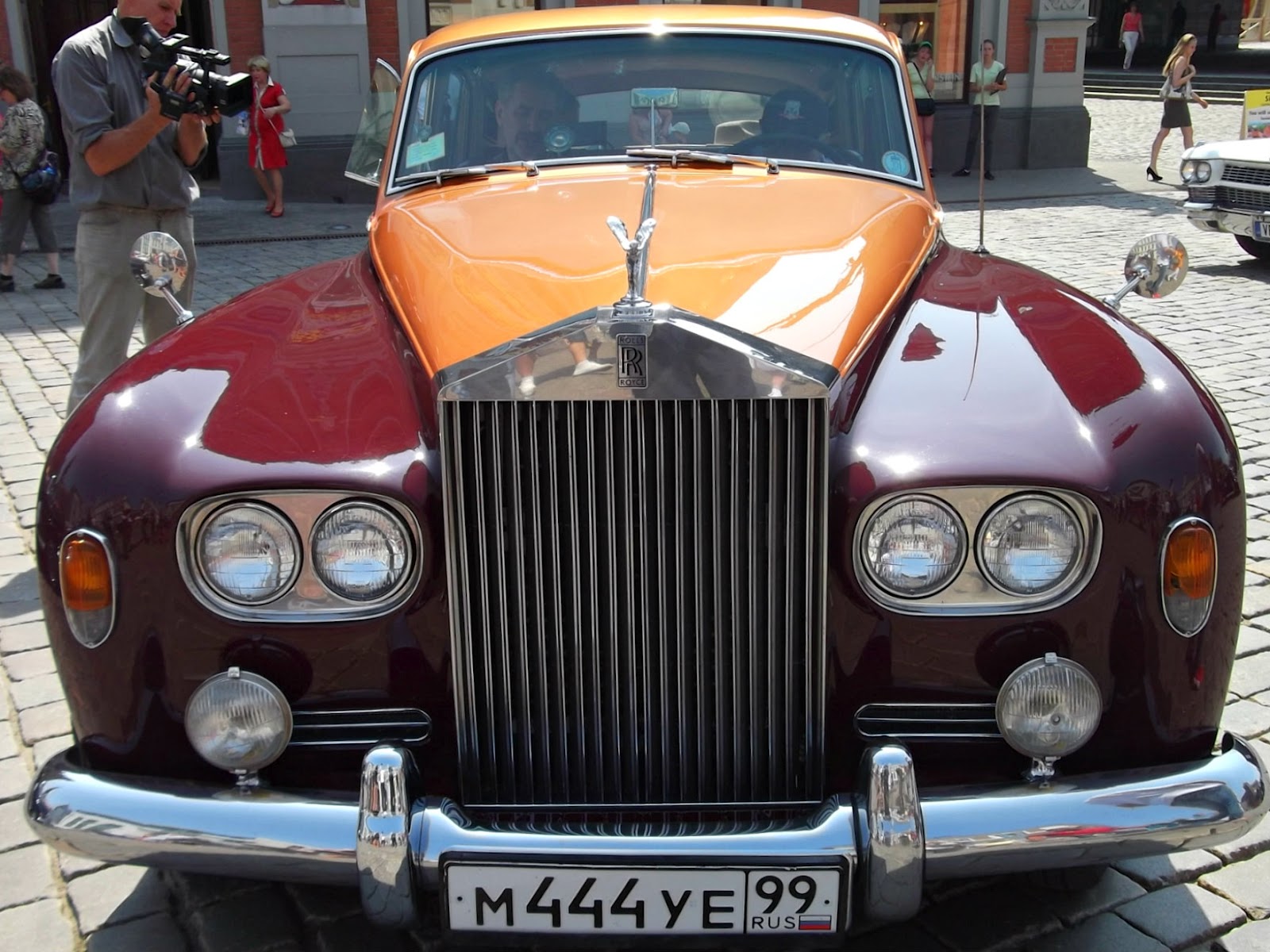 рига автомузей. Riga автомобиль. рижское авто. парадом классик. автомашина рига.