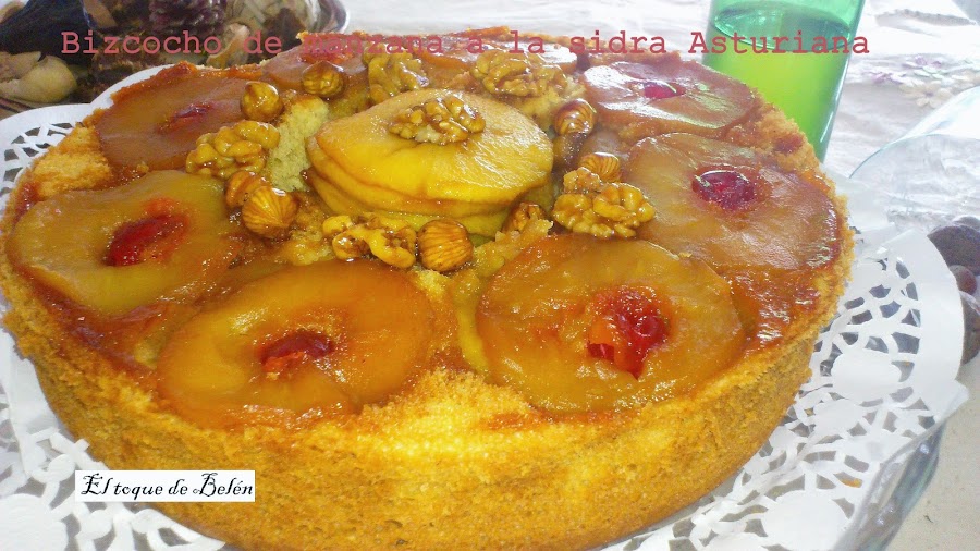 Bizcocho a la sidra con manzana caramelizada