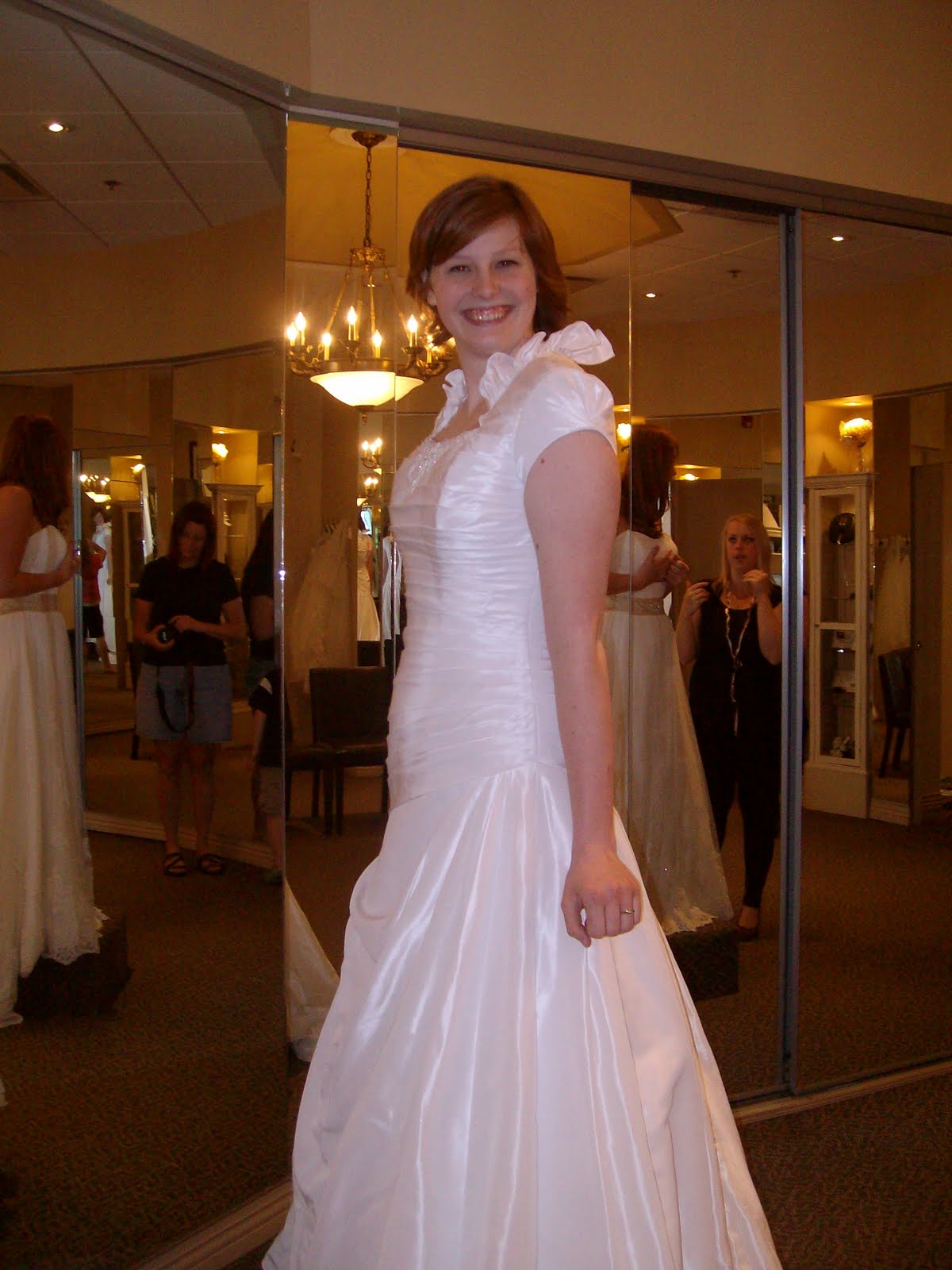 Sierra the Barefoot Girl: Wedding dress!
