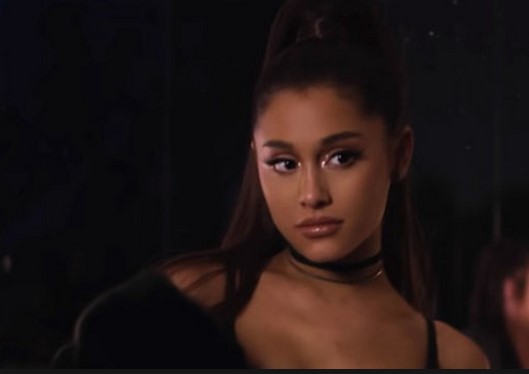Lirik Lagu Break Up With Your Girlfriend, I'm Bored - Ariana Grande