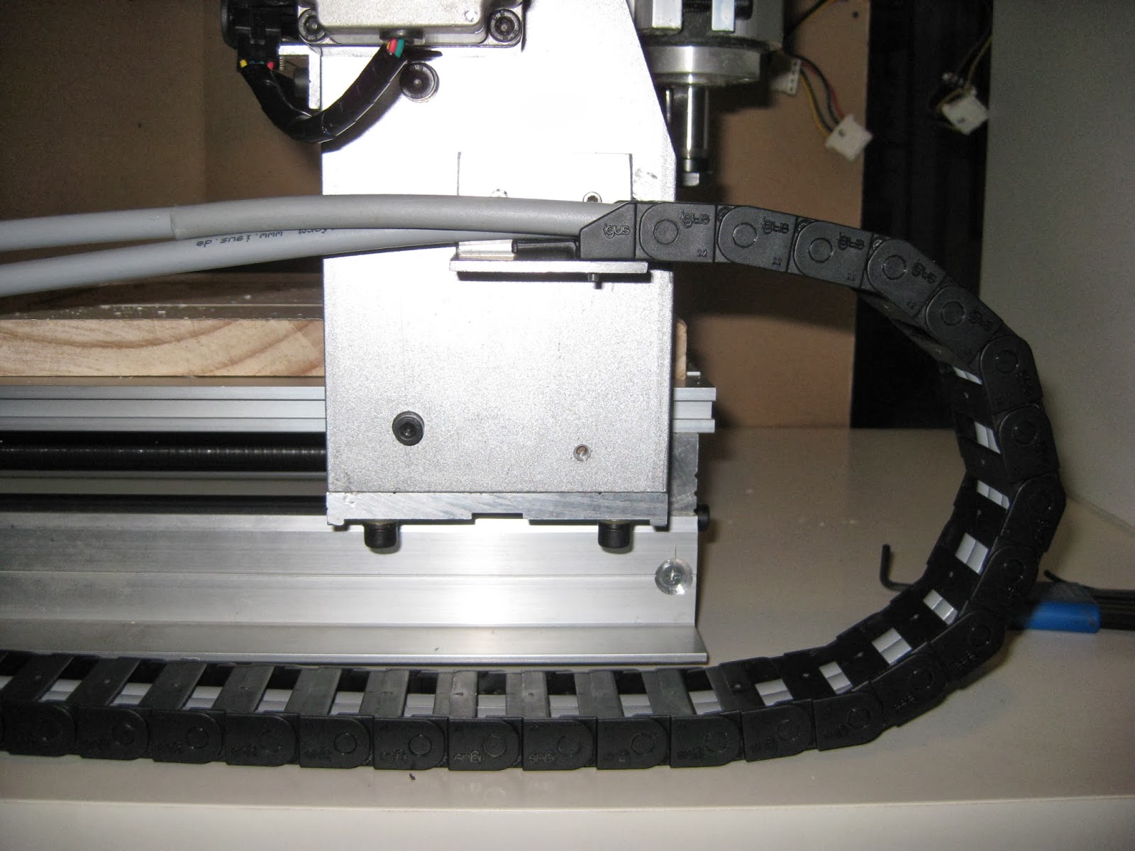 George Stone: Upgrading 3020 CNC Router Cables & Connectors - Part 1