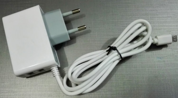 Tips Mudah Membedakan Charger Samsung Asli dan Palsu Tips Mudah Membedakan Charger Samsung Asli dan Palsu