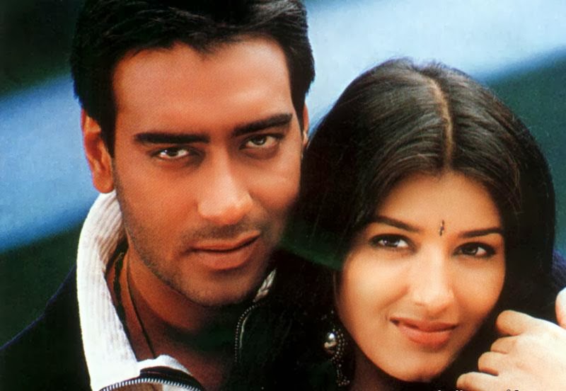 Sonali Bendre &amp; Ajay Devgan Wallpaper Download Every