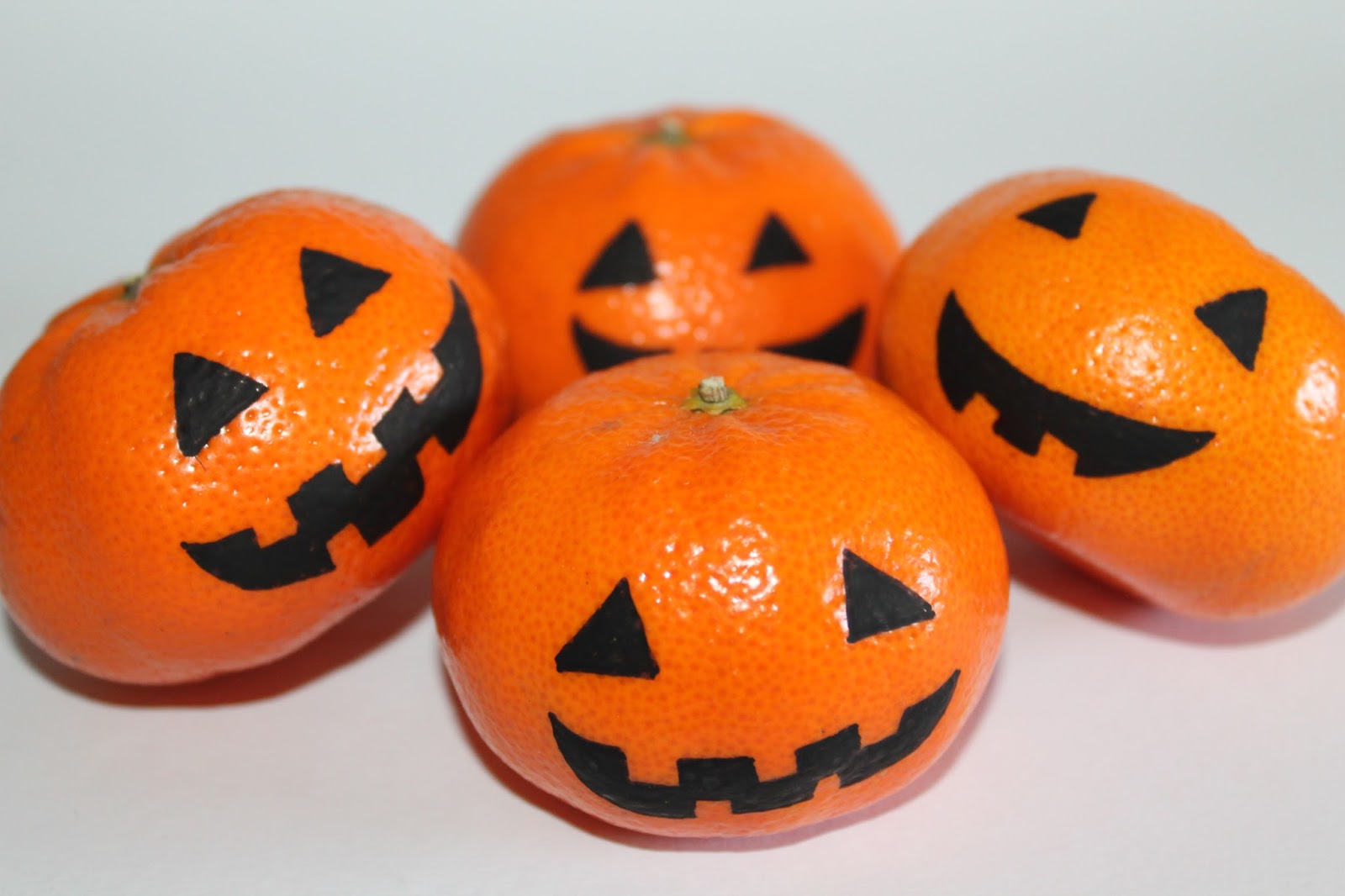 DIY gruselige Halloween Mandarinen selber machen - für eine perfekte ...