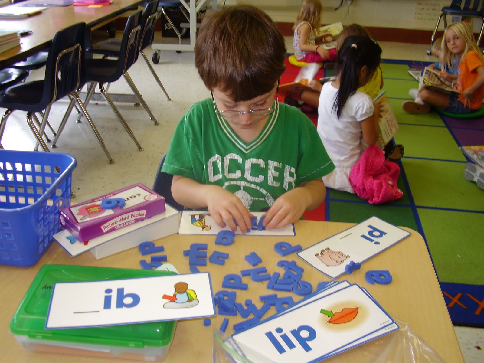 My Kindergarten Friends: 09/01/2011 - 10/01/2011