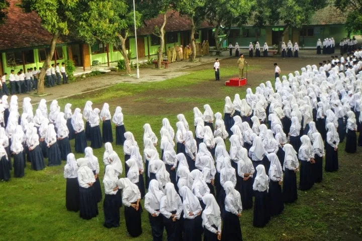 Pedoman Upacar dan Peringatan Hari Pendidikan Nasional Tahun 2016 