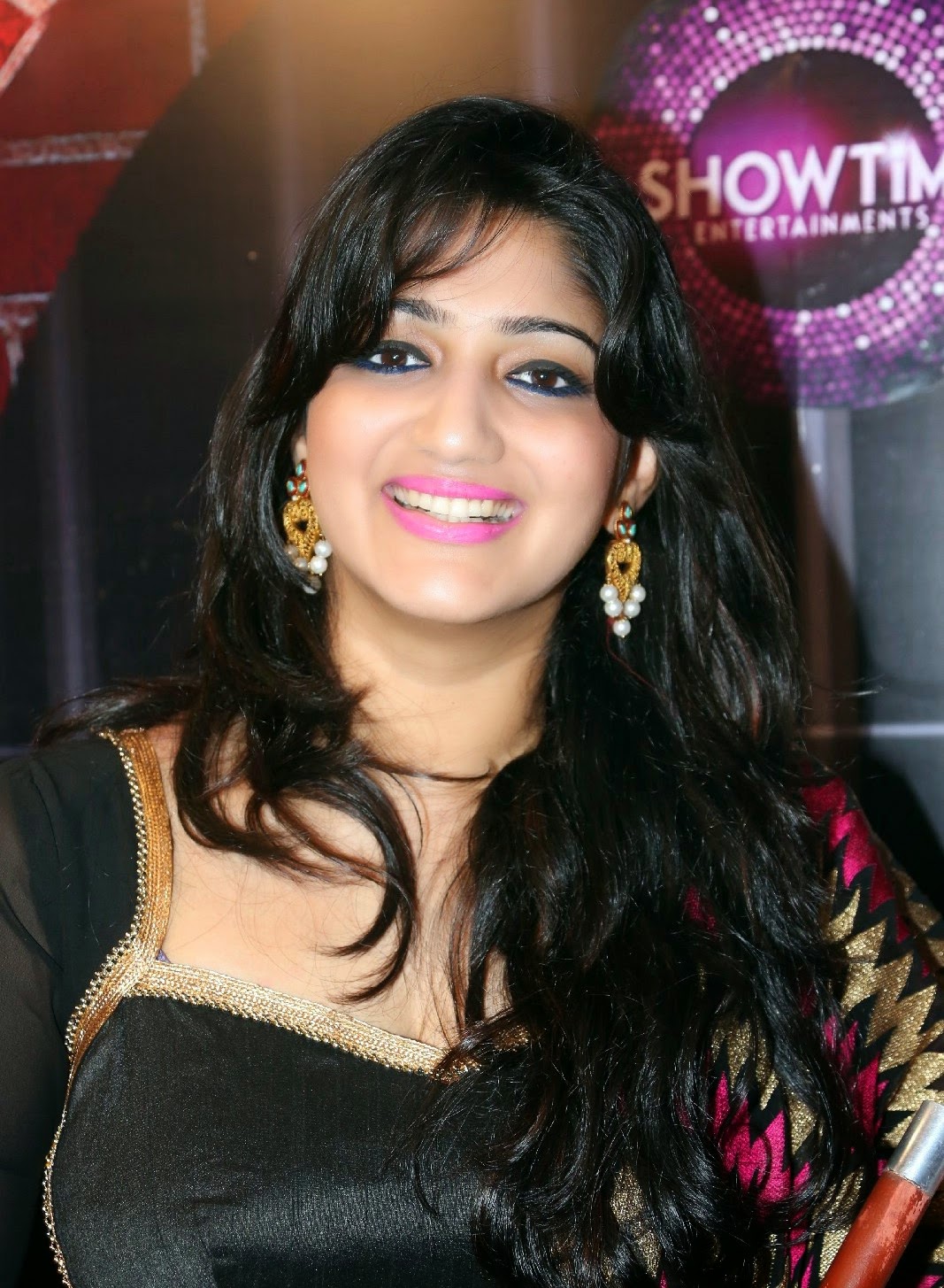 Vijay TV Anchor Divya Spicy Photo Gallery Cinema Campus