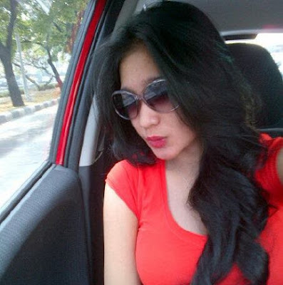 FOTO SEXY BIBIE JULIUS MODEL TOGE