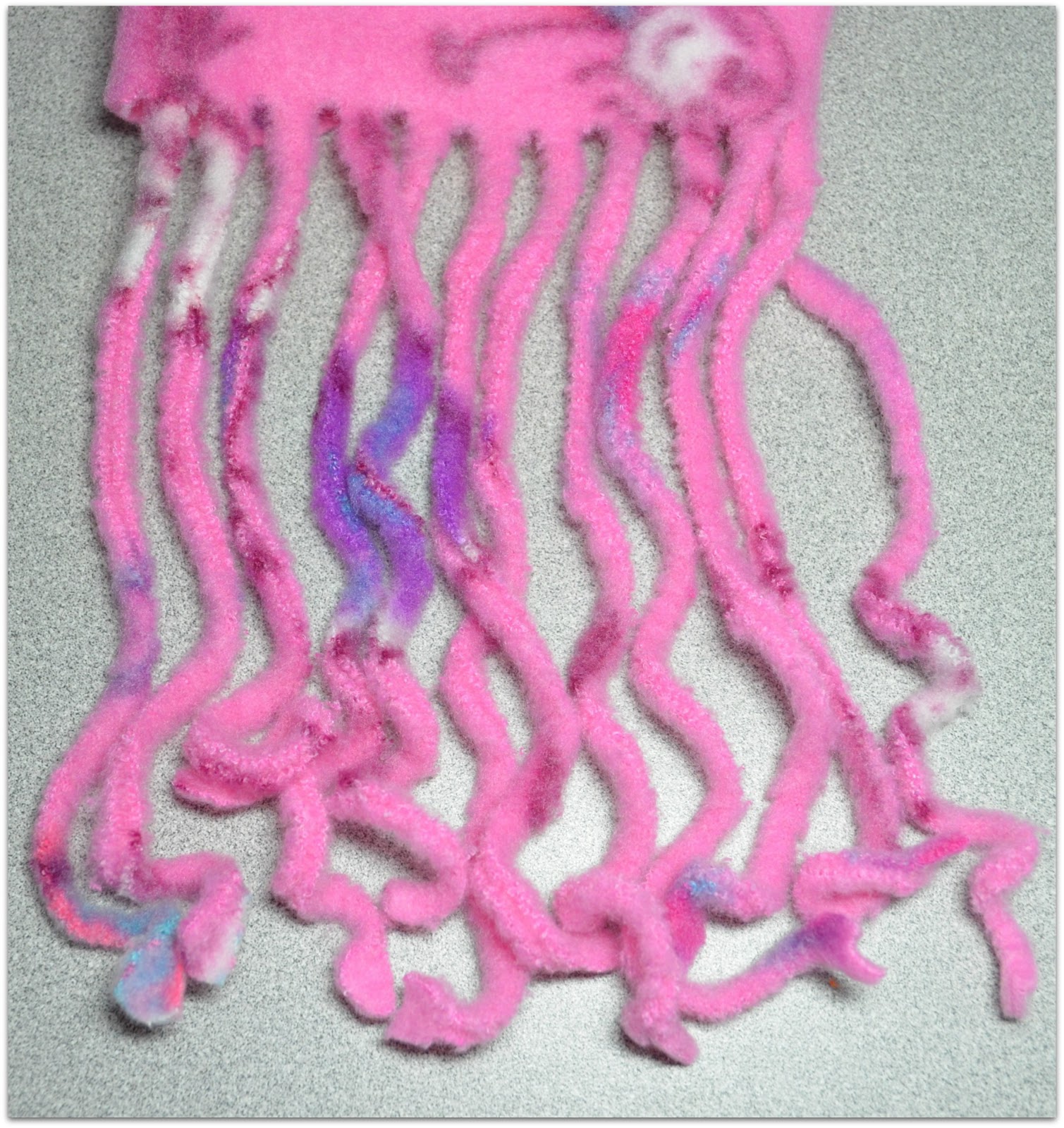 .Quiltscapes. Fancy Fleece Finishes + Fleece "Yarn" Tutorial!