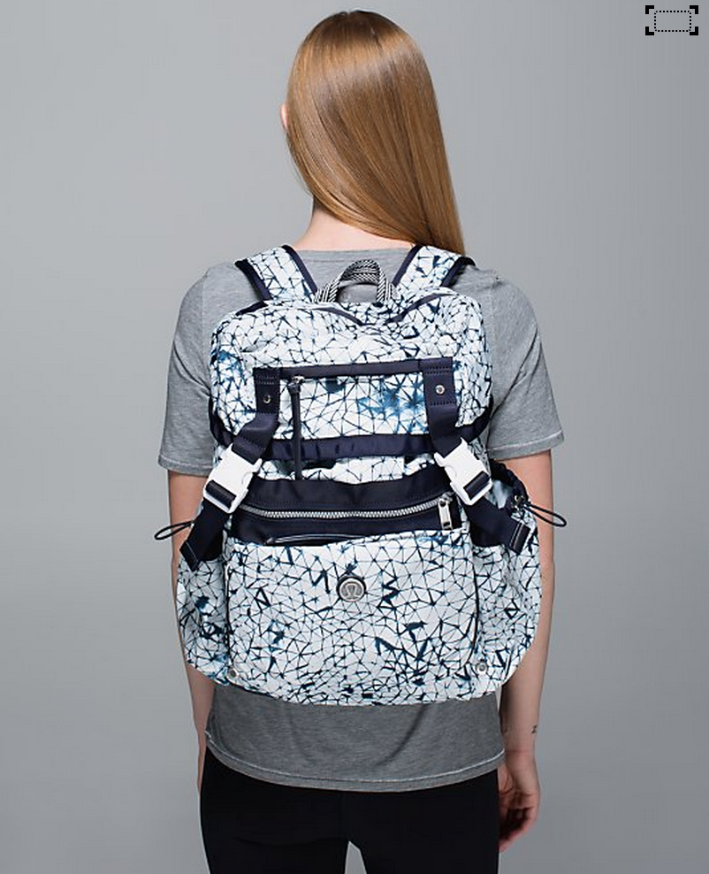 http://www.anrdoezrs.net/links/7680158/type/dlg/http://shop.lululemon.com/products/clothes-accessories/bags/Travelling-Yogini-Rucksack?cc=17706&skuId=3589641&catId=bags