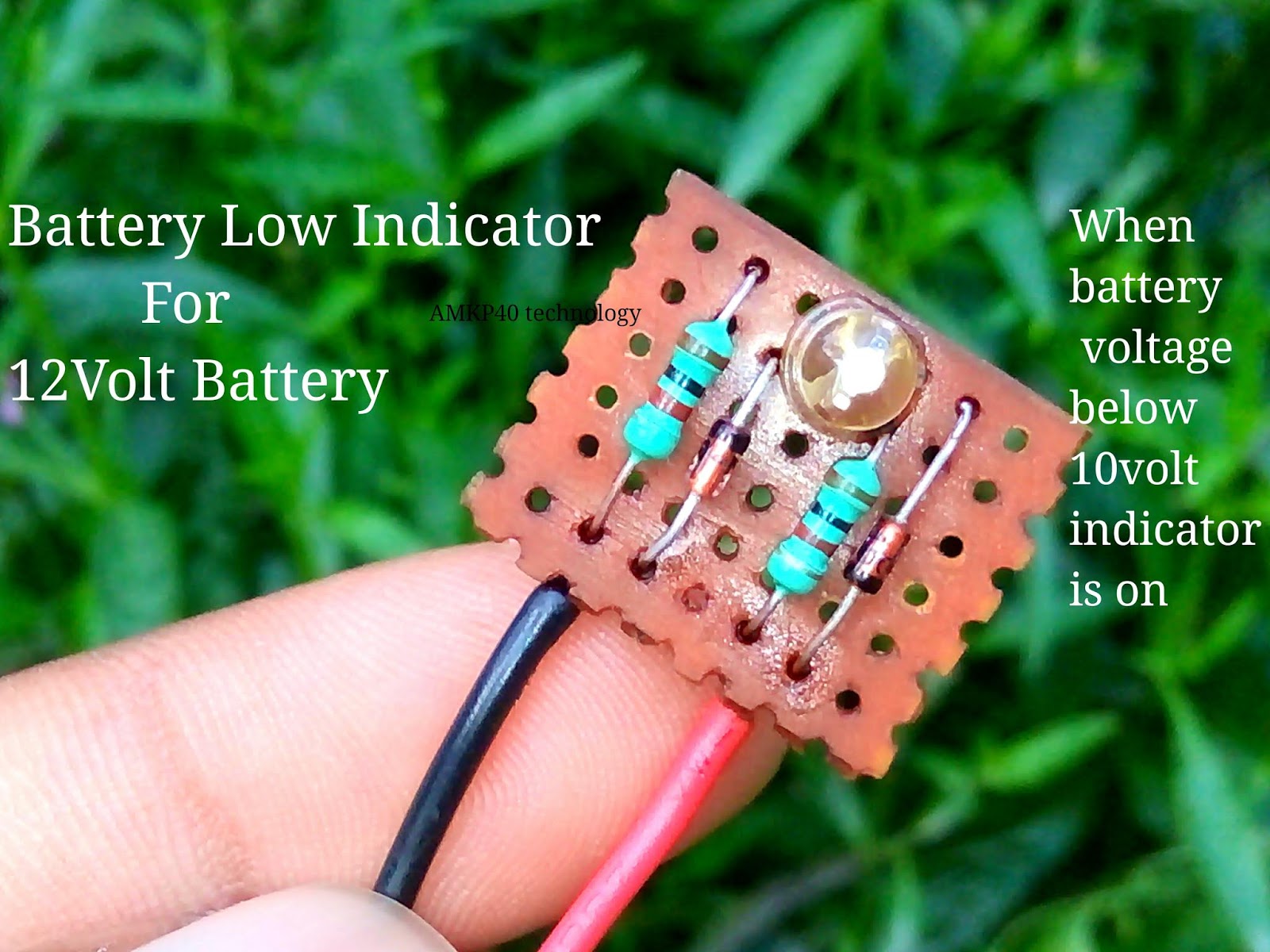Weak battery. Low Battery car indicator. Indicator Battery Voltage. Battery Level indicator. Voltage indicator цветной.