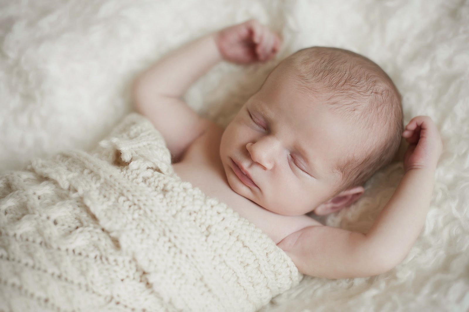 CurlyQPaper: Newborn Photography
