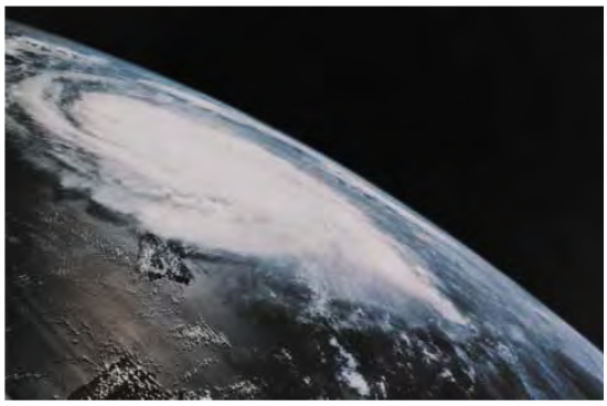 Atmosfer Bumi dari Luar Angkasa