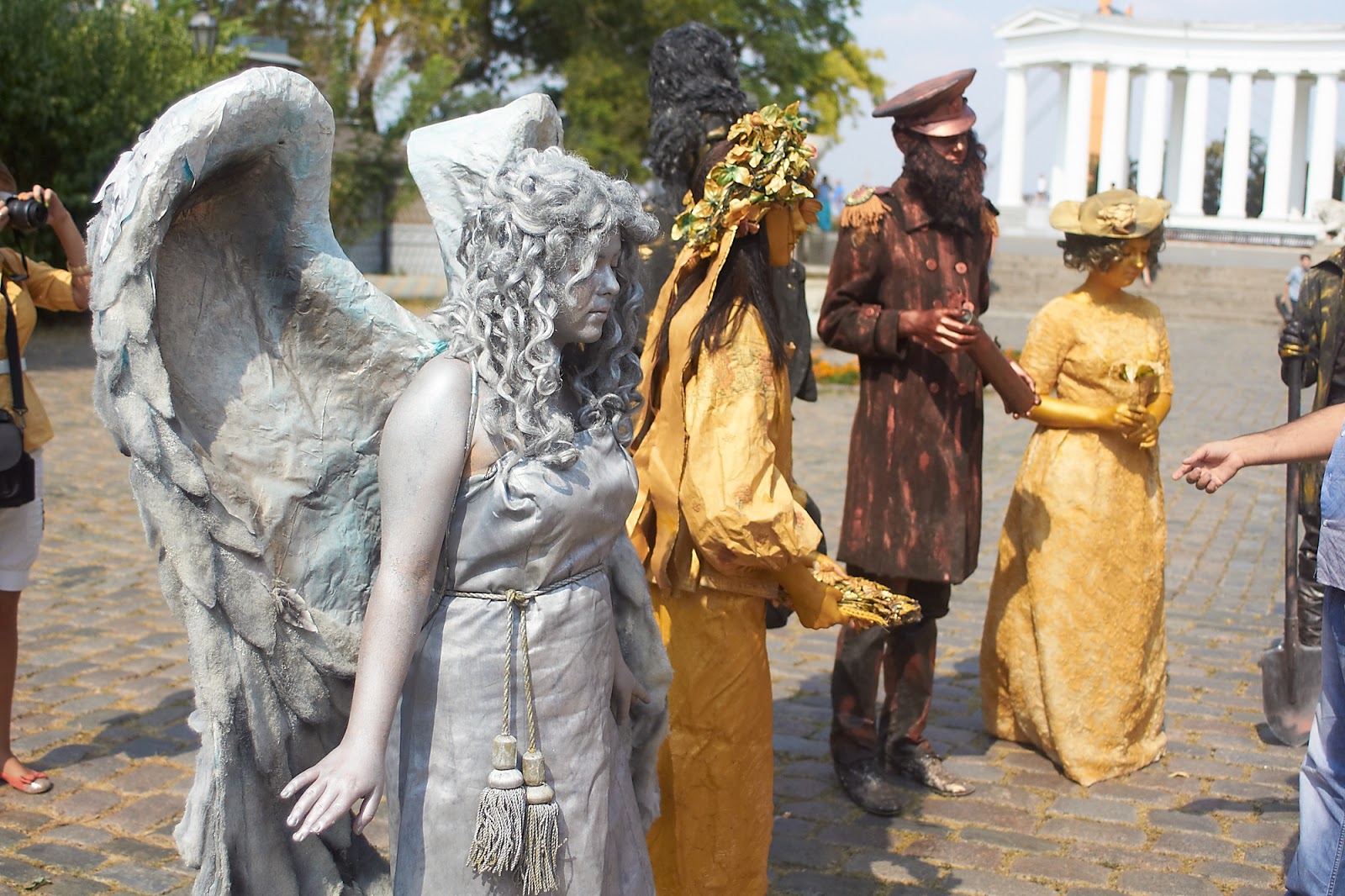 скульптура мероприятие. выставка скульптур. аниматор живая статуя. скульптура мероприятие. скульптура мероприятие.