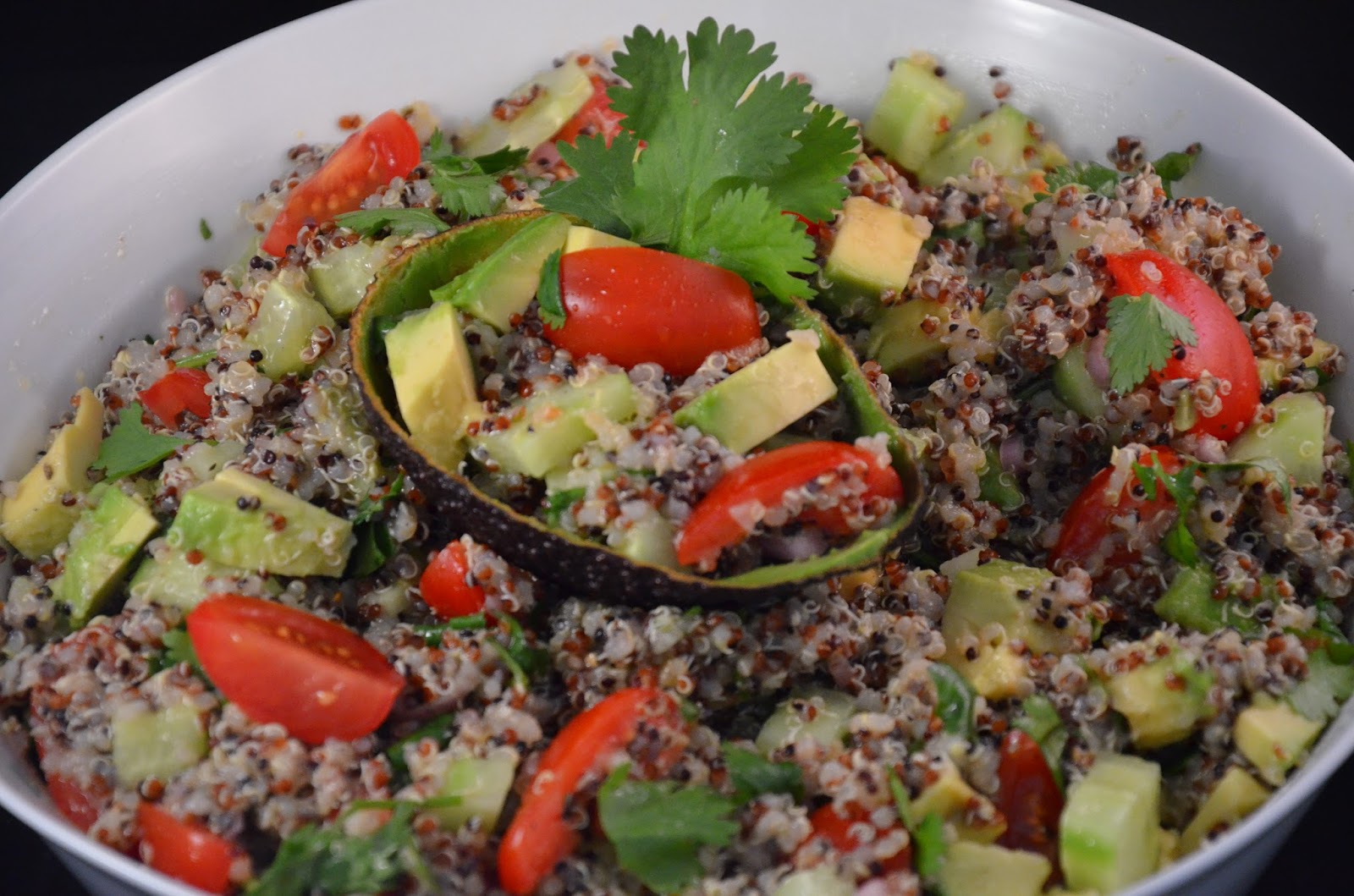Quinoa-Avocado-Salat - Rezeptra - Food and More