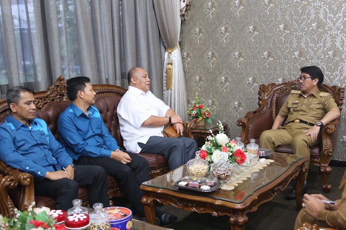 Sebanyak 2700 PTHL Pemprov Tercover BPJS, Plt. Sekdaprov Hamartoni Minta Sinergi Terus Ditingkatkan