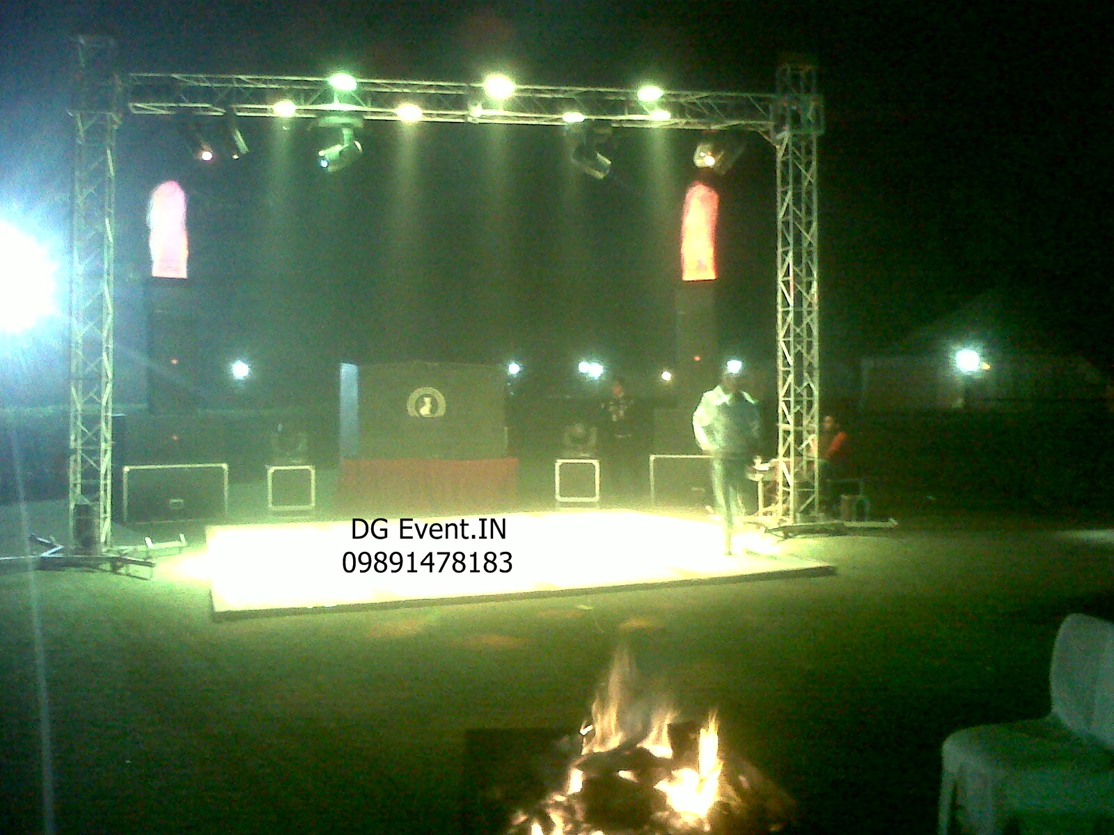DJ Videek Event Update best dj setup for wedding 4 side truss dj setup