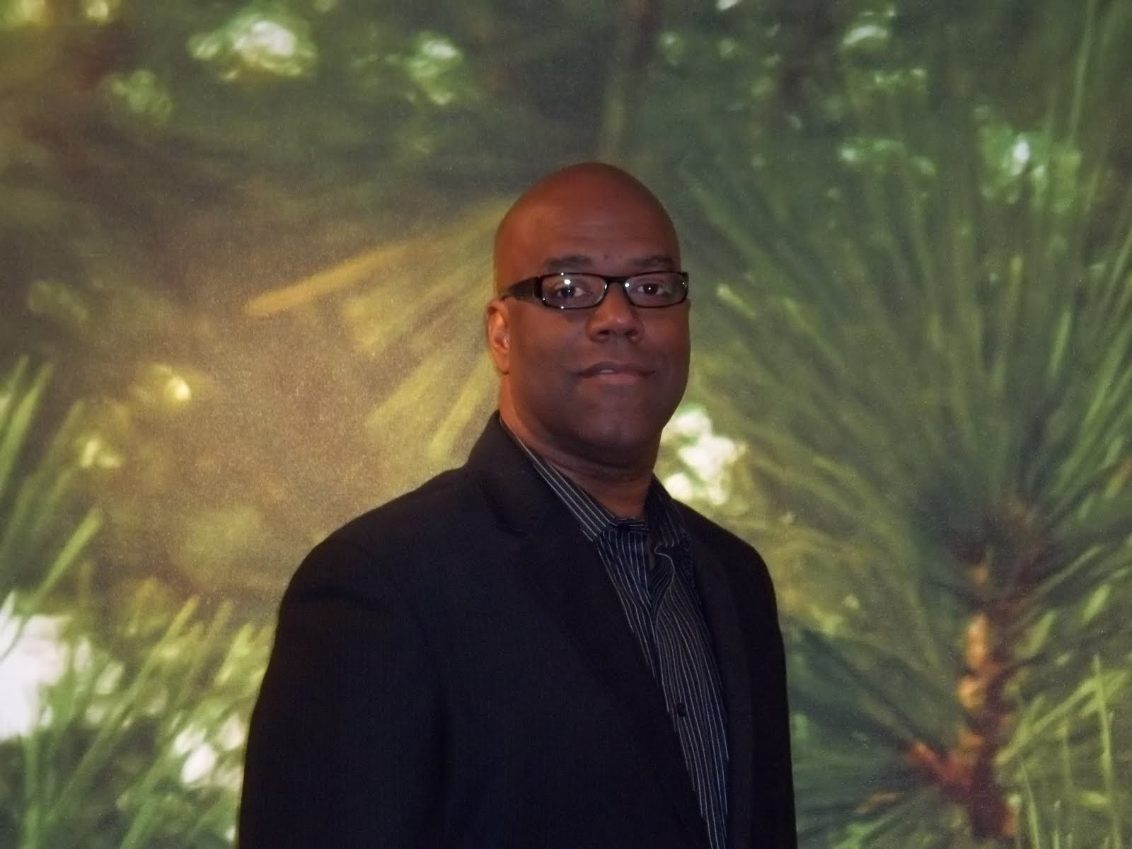 clyde court peace on earth