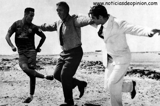 Humor: Thiago Alcántara en el partido FC Barcelona vs Internacional de Porto Alegre (Photoshop) Humor: Thiago Alcántara en el partido FC Barcelona vs Internacional de Porto Alegre (Photoshop)