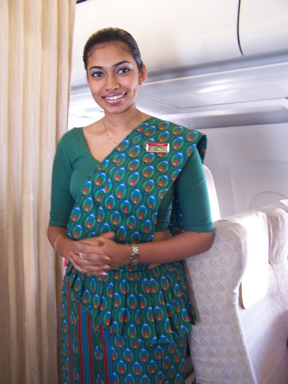 Sri Lankan Air Hostess Hot Photos Tamil Cinima Gallery