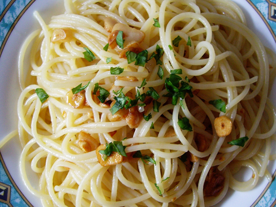 Pasta All'aglio, Olio E Peperoncino
