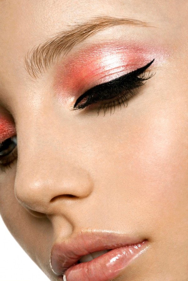 Beautiful Eye Make-Up Ideas For Your Inspirations