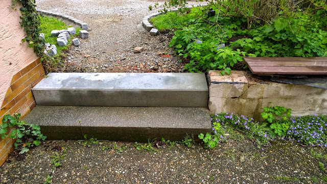 neue Beton-Treppenstufen (c) by Joachim Wenk neue Beton-Treppenstufen (c) by Joachim Wenk