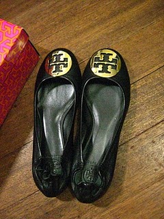 Top 31+ imagen authentic tory burch flats