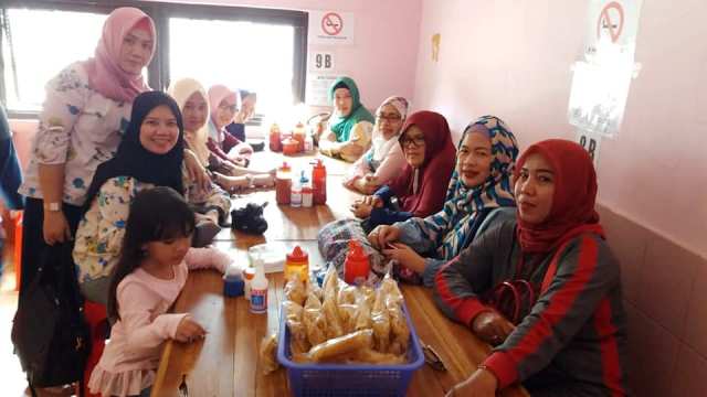 wisata kuliner bakso seuseupan di kota hujan bogor nurul sufitri mom lifestyle blogger traveling