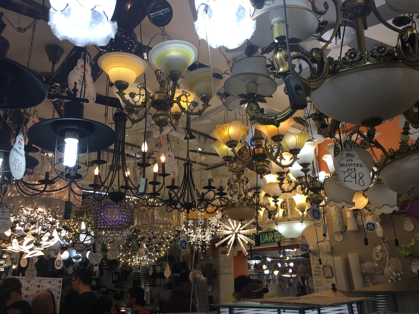 Fila Territory Color The World House of Lighting, Puchong