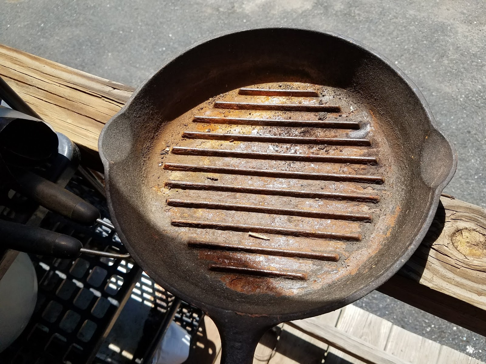 Big Ricky's Smoke Shack Cast Iron Cooking