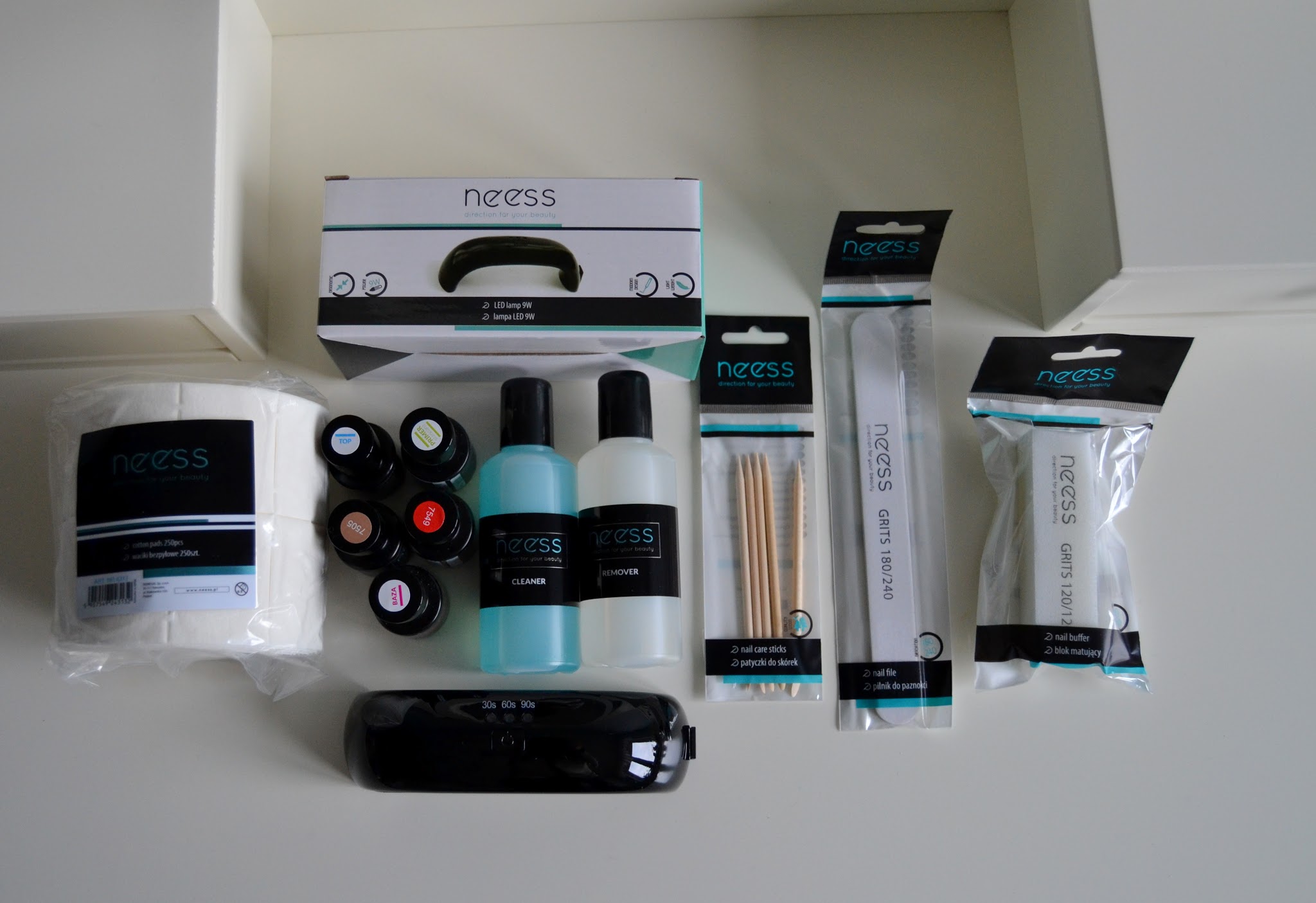 My first time - hybrid manicure with Neess || Mój pierwszy raz - manicure hybrydowy z marką Neess