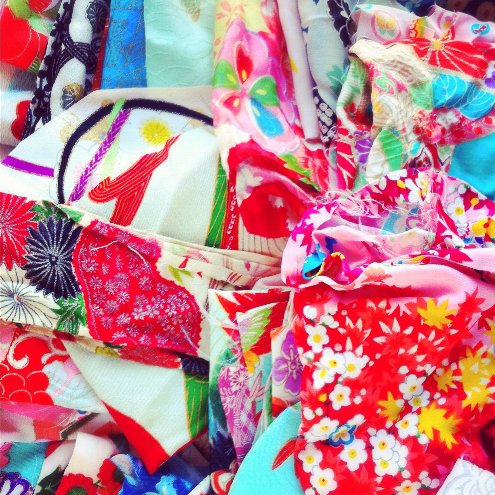 Kimono Reincarnate Massive Kimono Fabric Sale This Weekend