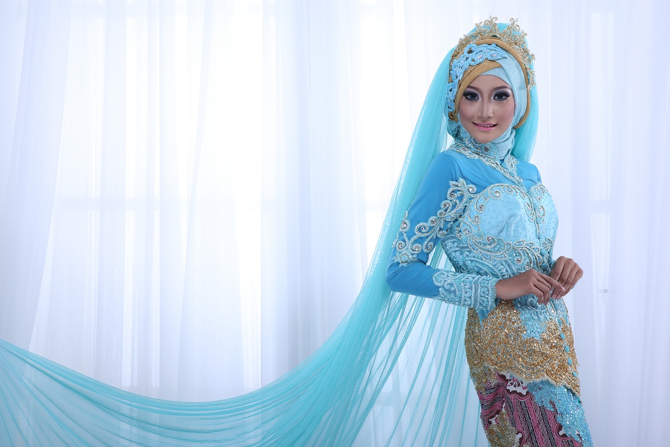 gaun pengantin barat terbaru jumpsuit