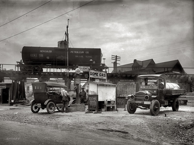 Vintage Photos of Gas Stations