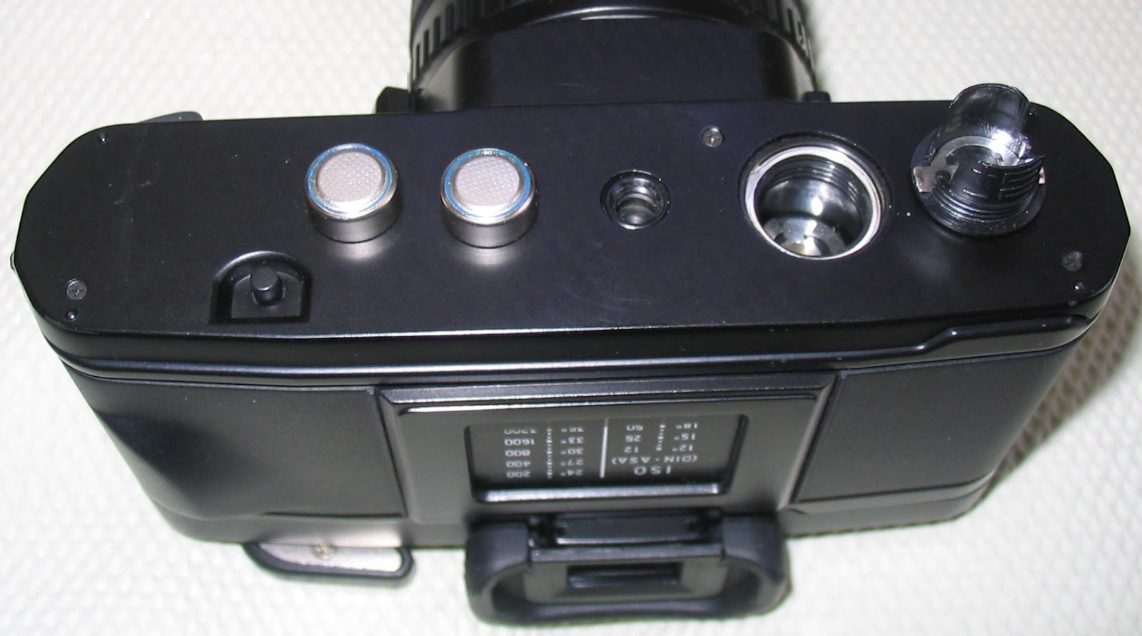 The Chens: The User's Review: Vivitar V3800N 35mm Film SLR Camera