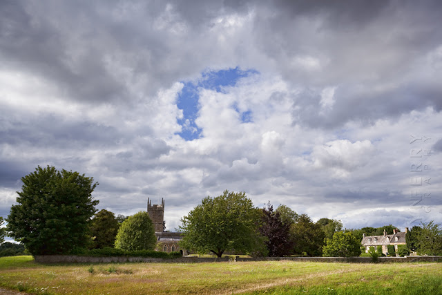 St Andrew's church in Cotswold village of Kingham by Martyn Ferry Photography