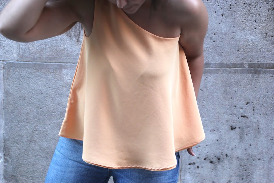 DIY Tutorial y patrones gratis blusa mujer capa circular asimétrica 