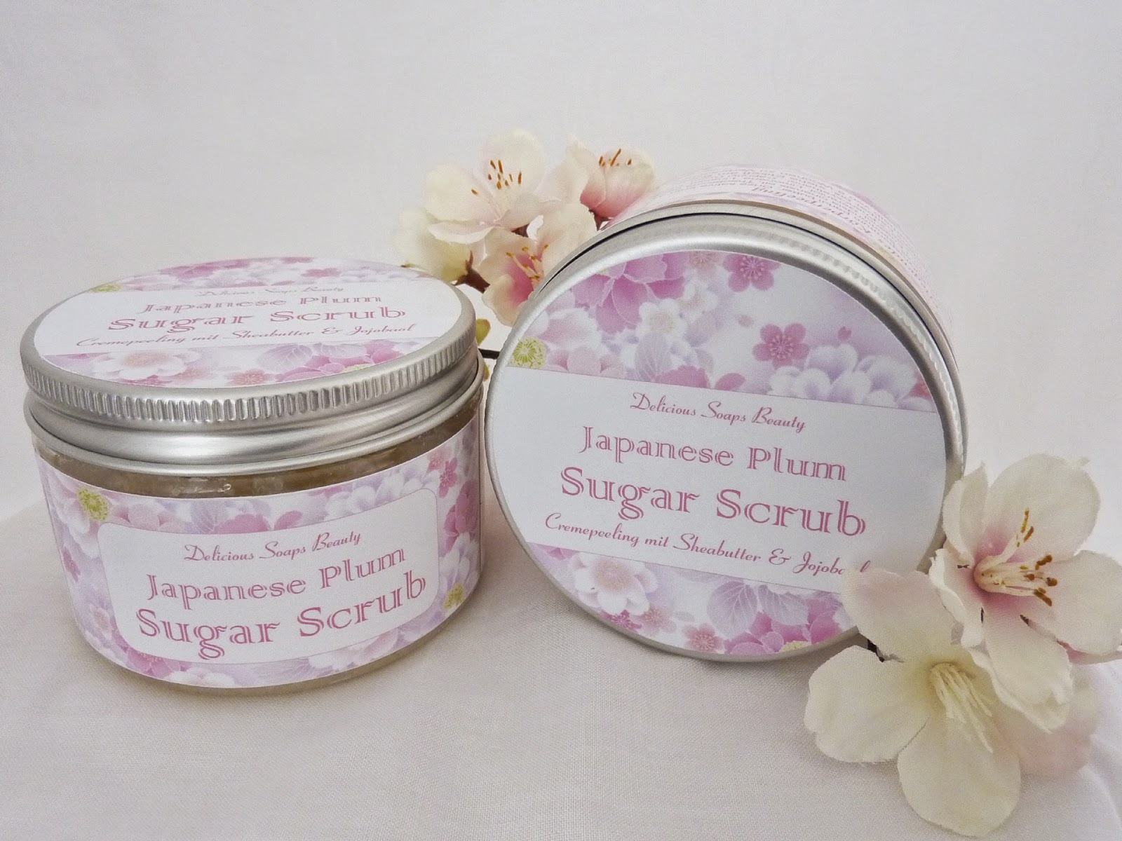 Isa's Welt Body Scrub Japanese Plum von Delicious Soaps Seifenmanufaktur