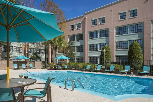 Centrally located in the Warehouse District, Residence Inn by Marriott New Orleans Downtown places you in the heart of the action for work and play.
