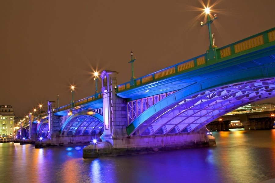 6. Tower bridge - London by Europe Trotter