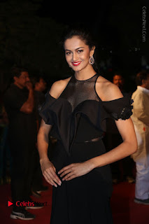 Actress Shu Aiyappa Stills in Stylish Black Long Dress at Gemini TV Puraskaralu 2016 Event  0021