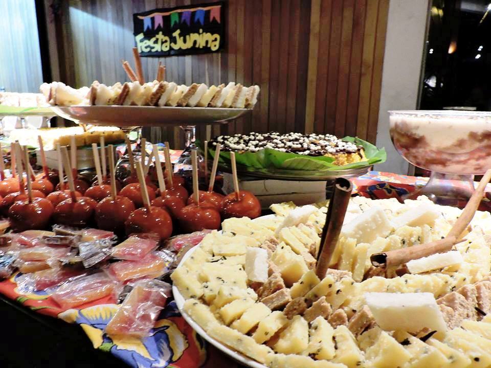 Buffet de Comidas Juninas, festas juninas, barraquinhas comidas juninas
