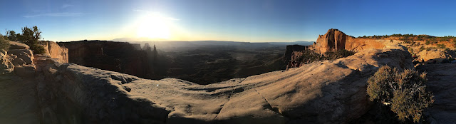 Panorama above Mesa Arch