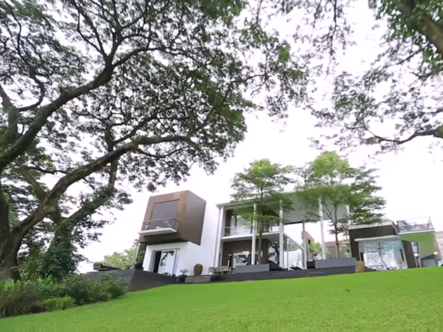 Rumah Minimalis dengan Interior Mewah Rumah Minimalis dengan Interior Mewah