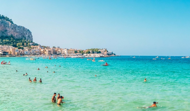 Spiaggia di Mondello - Palermo - Poracci In Viaggio spiaggia-di-mondello-palermo-poracci-in-viaggio