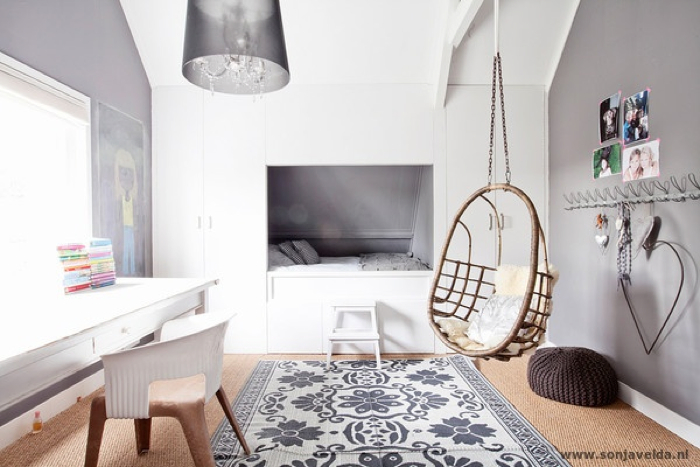 child room with grey and natural elements 